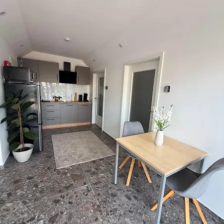 Leingarten Studios * Leingarten